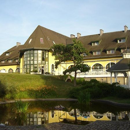 Hotel Familia Zamardi Luaran gambar