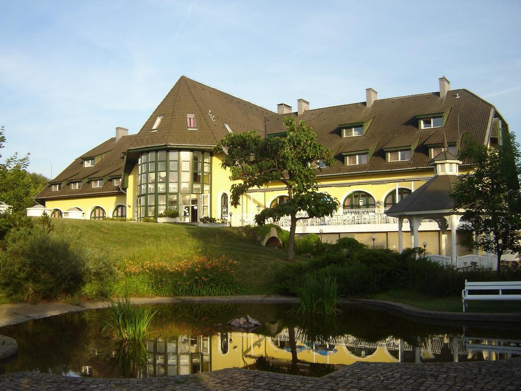 Hotel Familia Zamardi Luaran gambar