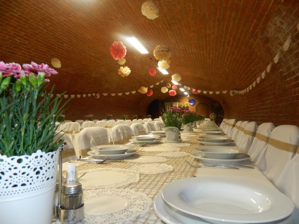 Hotel Familia Zamardi Luaran gambar