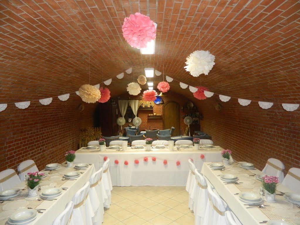 Hotel Familia Zamardi Luaran gambar